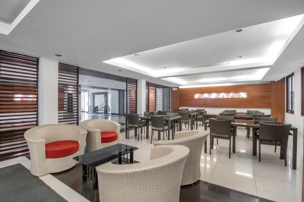 Oyo 882 The Moonlight Serviced Apartment Pattaya Exterior foto